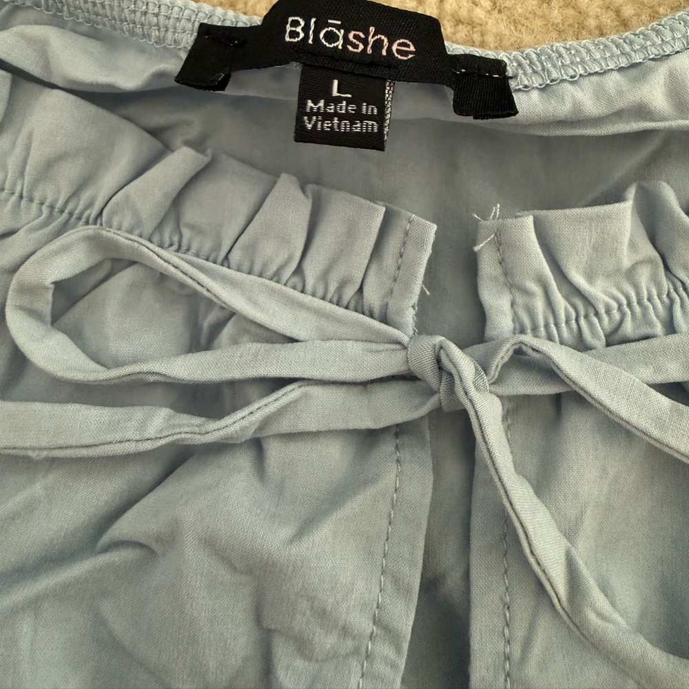 Blashe Double Tie-Front Puff Sleeve Crop Top - Picture 11 of 12